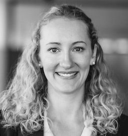 Portrait: Lawyer Alina Harig - Loschelder Rechtsanwälte, Cologne