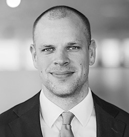Portrait: Rechtsanwalt Dr. Sebastian Krülls, LL.M. - Loschelder Rechtsanwälte, Köln