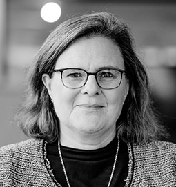 Portrait: Lawyer Dr. Sandra Orlikowski-Wolf - Loschelder Rechtsanwälte, Cologne